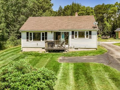 327 W Main Street, Searsport, ME, 04974