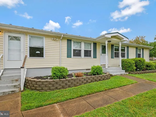 3505 Logmill Rd, Haymarket, VA 20169
