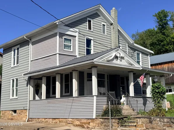 132 W Market St, Middleburg, PA 17842