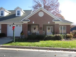 210 Knops Nob Dr, Mooresville, NC 28115