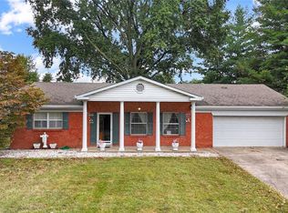 5901 Heritage Station Rd, Belleville, IL 62223