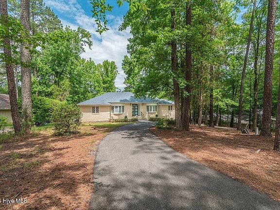 2nd image of 34 Plantation Hills Drive