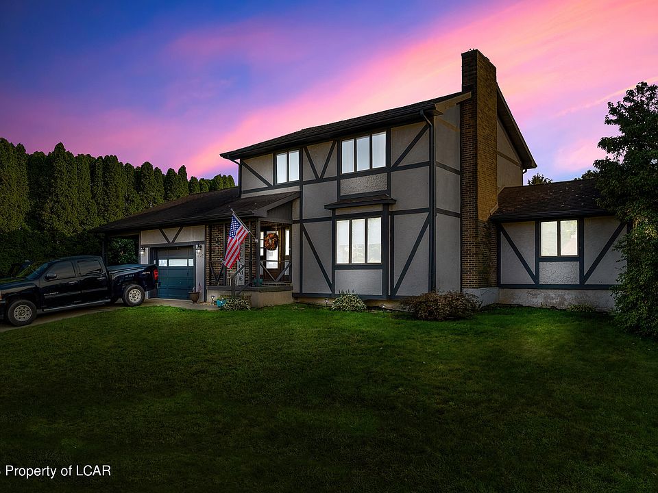 1st image of 122 Leslie Ln