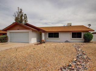6738 W Cholla St, Peoria, AZ 85345