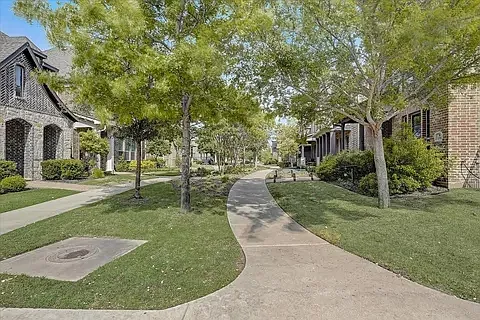 1203 Harris Hawk Way — Photo 3