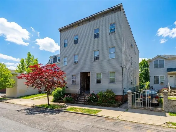 76 Grove Ave, Staten Island, NY 10302