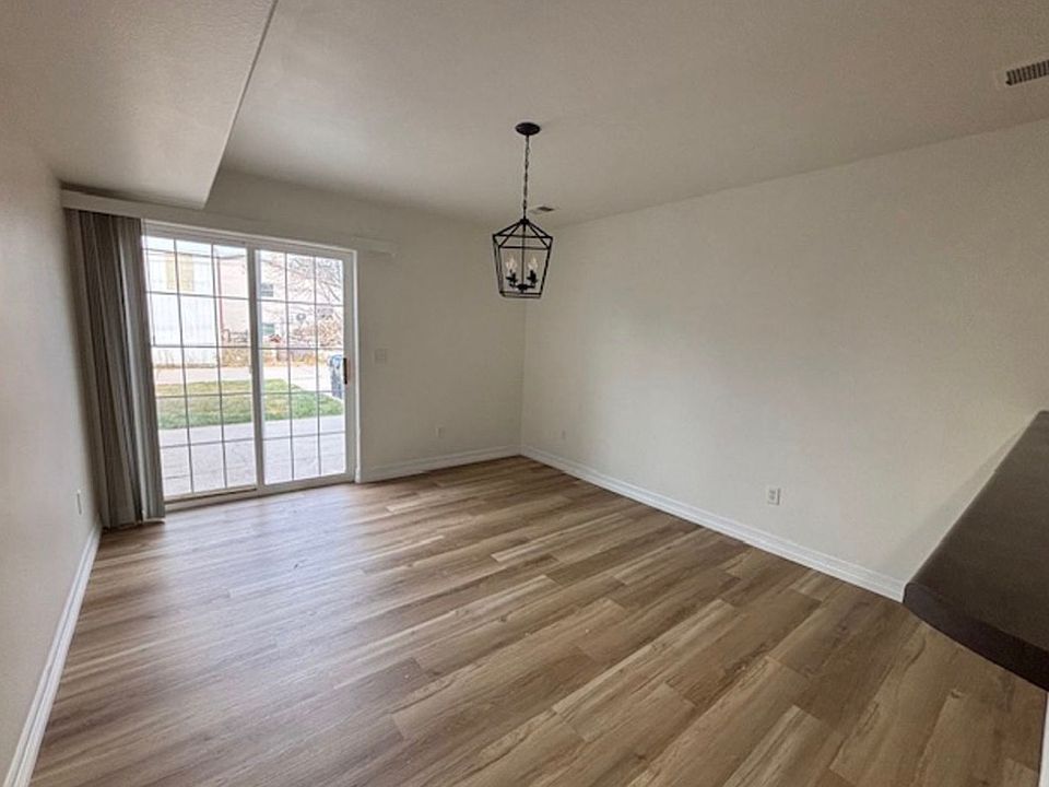 1st image of 5217 N Haven St #1