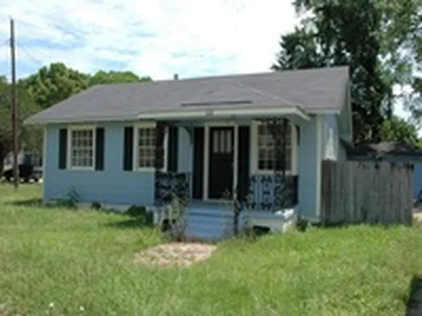 601 Lesesne St, Mobile, AL 36606