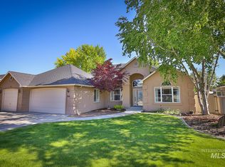 703 Forsythia Dr, Nampa, ID 83651