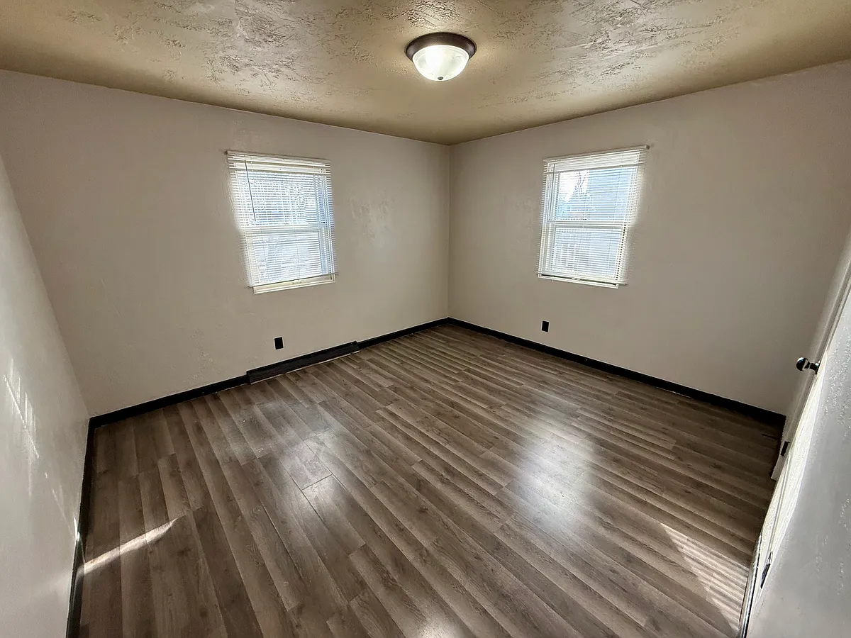 Building Photo - 1309 S Gary Dr #1309