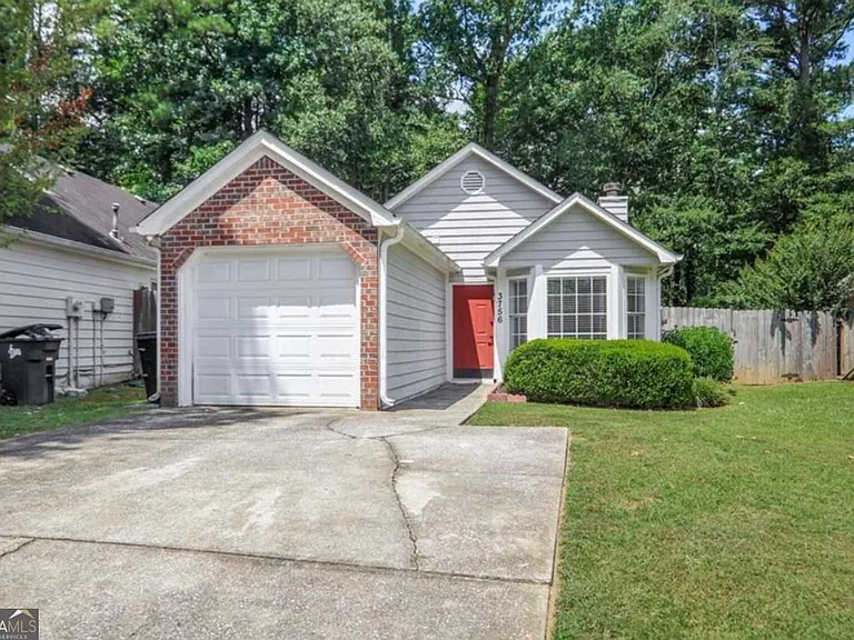 3756 Old Oak Ct — Photo 1