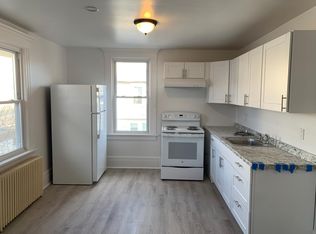 12 Wall St, Huntington, NY 11743