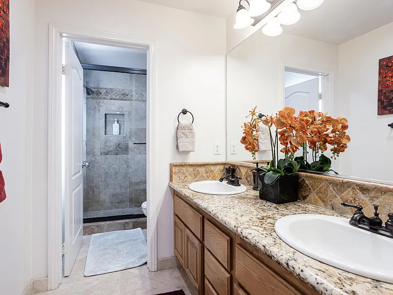 2636 Rudolph Dr — Photo 20