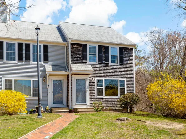 573 Carriage Shop Road UNIT 73G, Teaticket, MA 02536