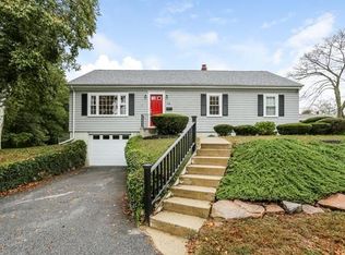 28 Kennedy St, Dartmouth, MA 02747