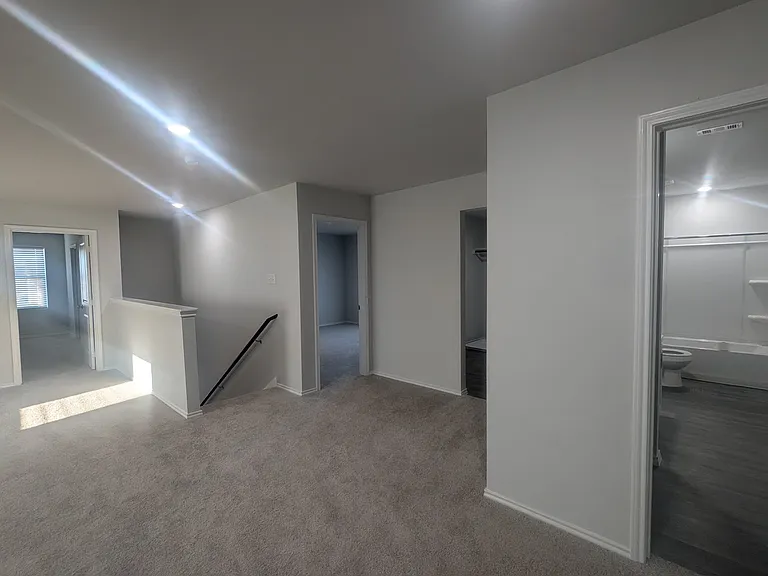 Eagles Nest Dr — Photo 23