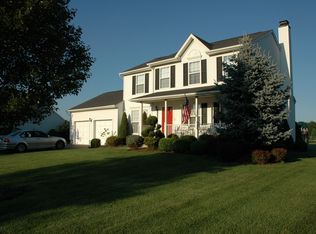 56 Amberfield Rd, Robbinsville, NJ 08691