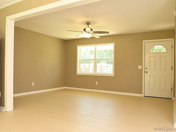3rd image of 2508 Scott Rd