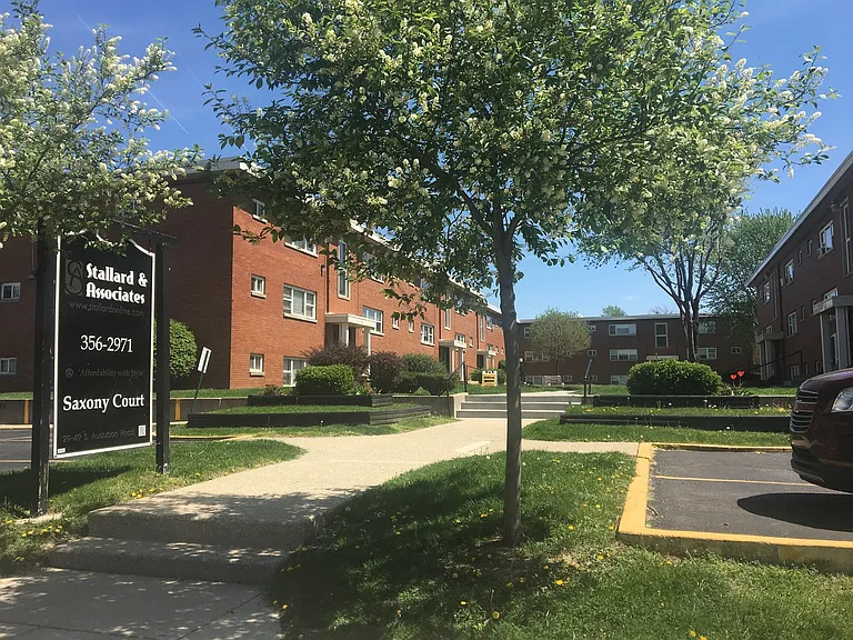 50 - SAXONY COURT APARTMENTS — Photo 19