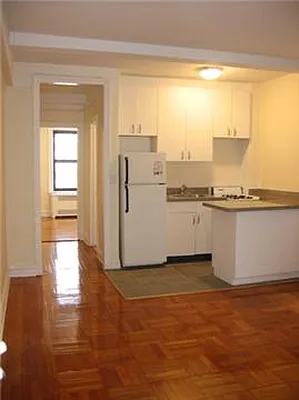 Rented by City Connections Realty | media 19