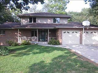 1st image of 108 Oak Ct