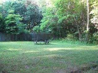3071 Peach St, Douglas, MI 49406
