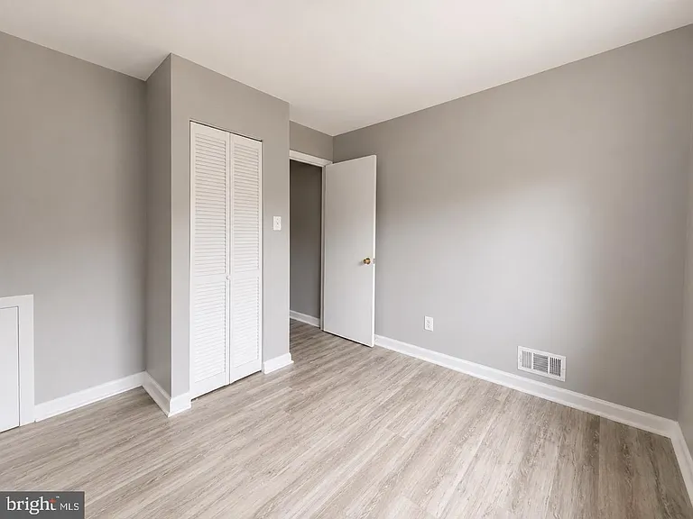 14761 Ealing Ct — Photo 21