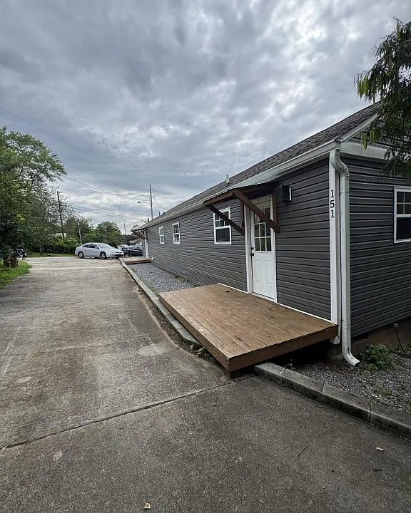 151 Hamilton Cir
