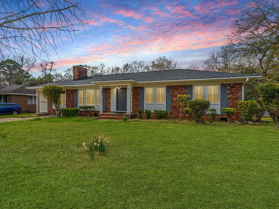 1791 Dunbarton Dr