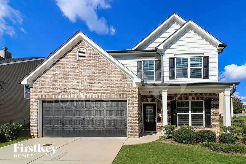 4 bed, 2.5 bath, 2211 sqft, $2,410 — Photo 1