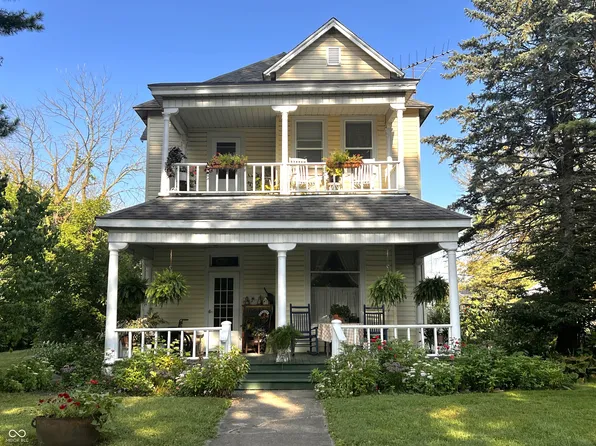 260 N Maple St, Dana, IN 47847