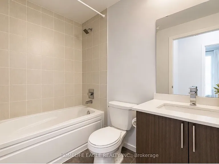 7890 Bathurst St #2109 — Photo 6