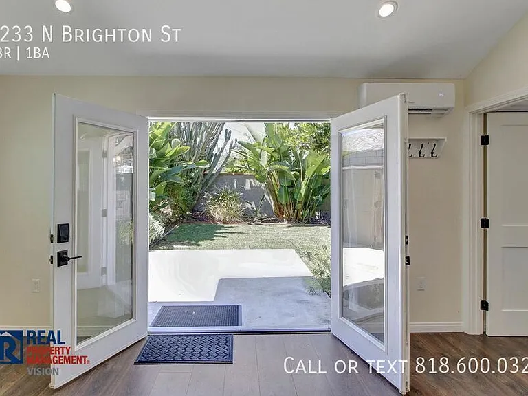 1233 N Brighton St — Photo 21