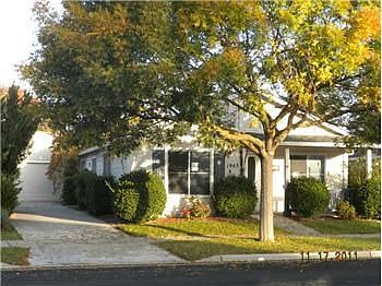 2nd image of 1943 Maxwell Ave