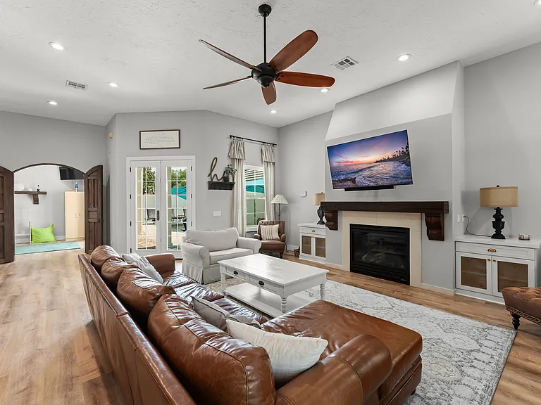 9720 Covent Garden Dr — Photo 8