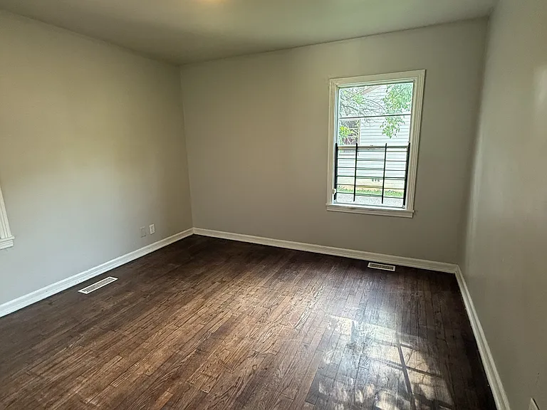 1744 Lincoln Pl SW — Photo 14