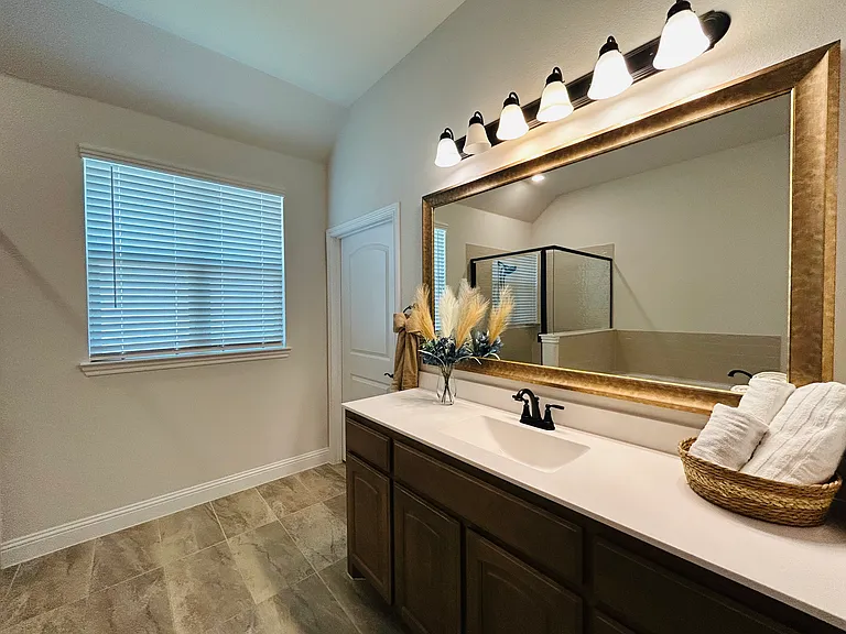 702 Winecup Way — Photo 24