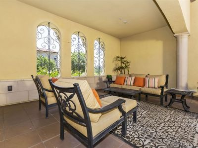 1002 Scarlet Way, Encinitas, CA, 92024