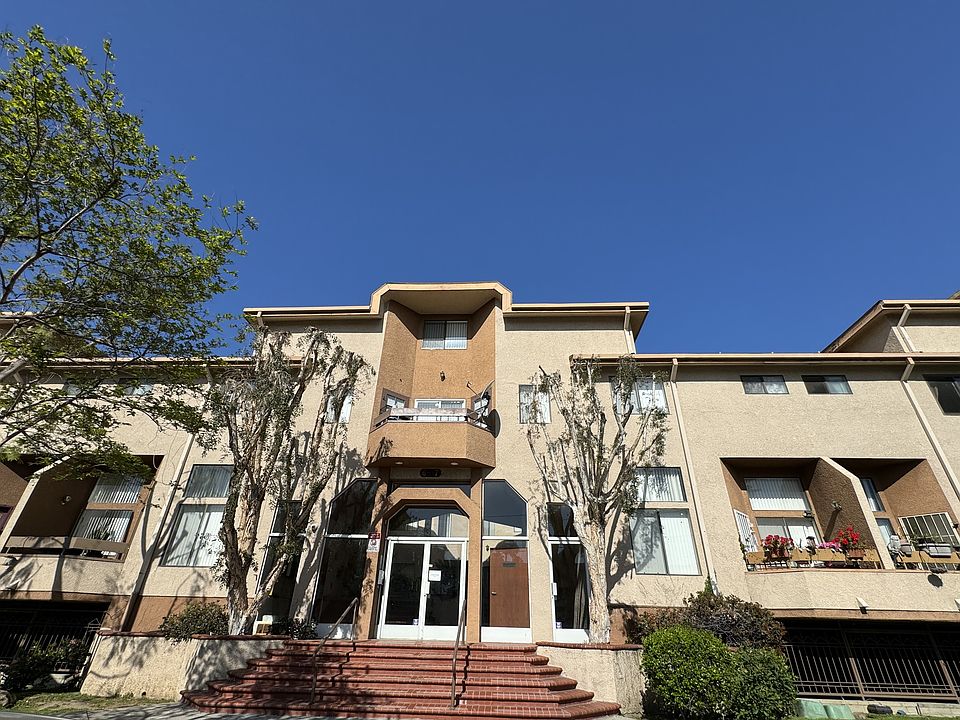 6817 Independence