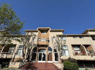 6817 Independence Ave APT 101, Canoga Park, CA 91303