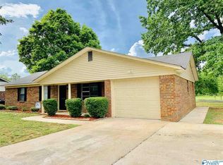 1514 Douthit St SW, Decatur, AL 35601