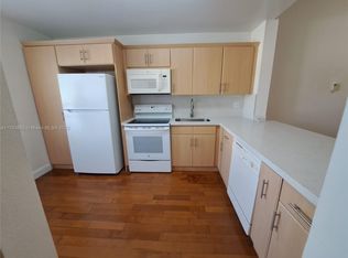 2240 SW 80th Ter #2240, Hollywood, FL 33025