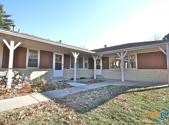 2nd image of 3825 Sheridan Blvd