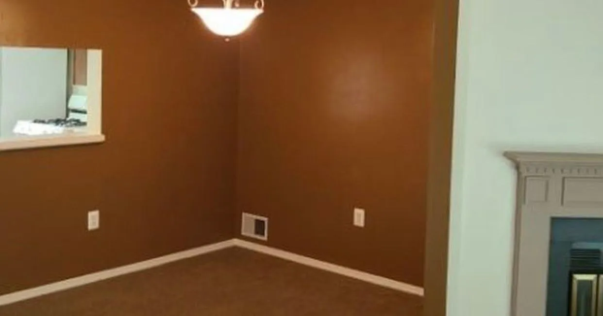 2 bed, 2.5 bath, 1260 sqft, $3,000 — Photo 4