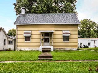 441 W Locust St, Canton, IL 61520