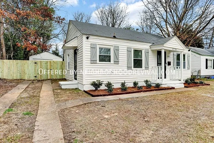 Nicely Updated 2-Bedroom Home with Washer and Dryer, 38111 — Photo 3