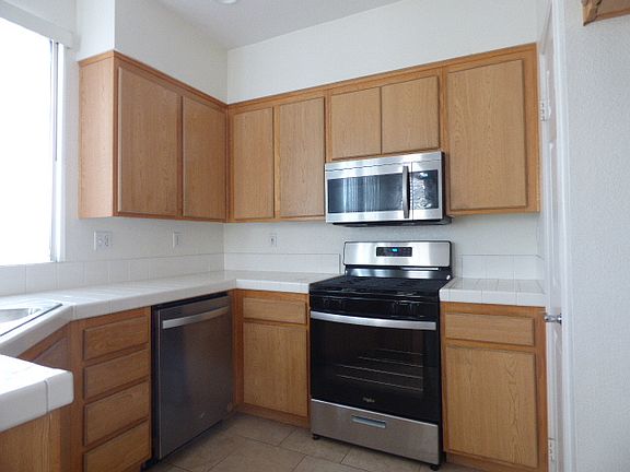 3rd image of 1237 Aguirre Dr