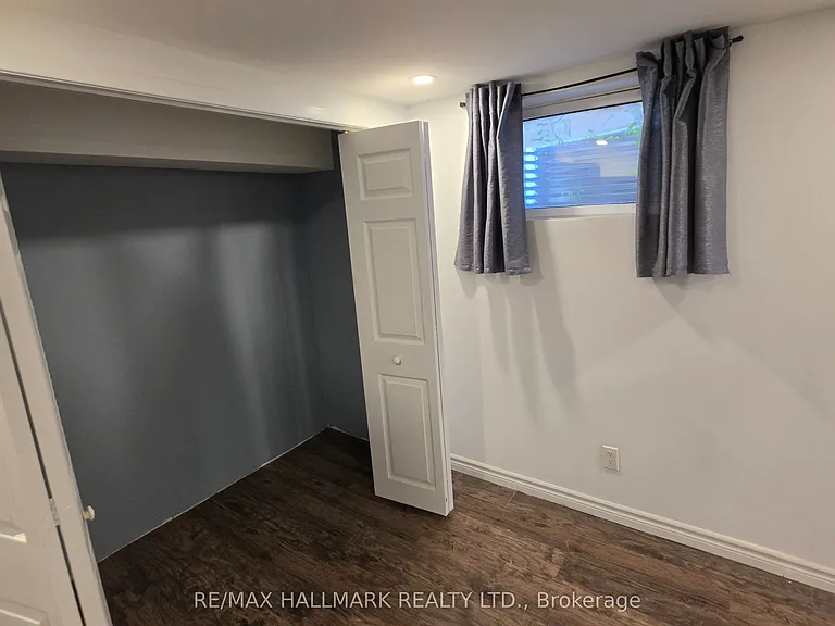 40 Brookmill Dr #LOWER LEVEL — Photo 23