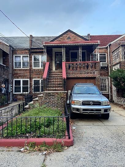 1st image of 323 E 91st Street