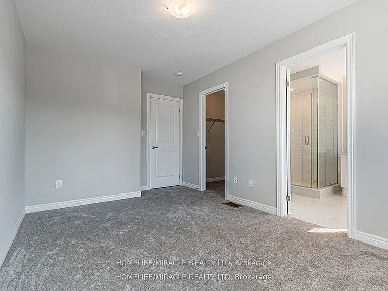 140 Aquasanta Cres — Photo 23
